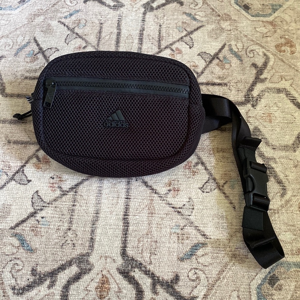 New without tags Addidas waist bag / cross body/ fanny bag / festival bag